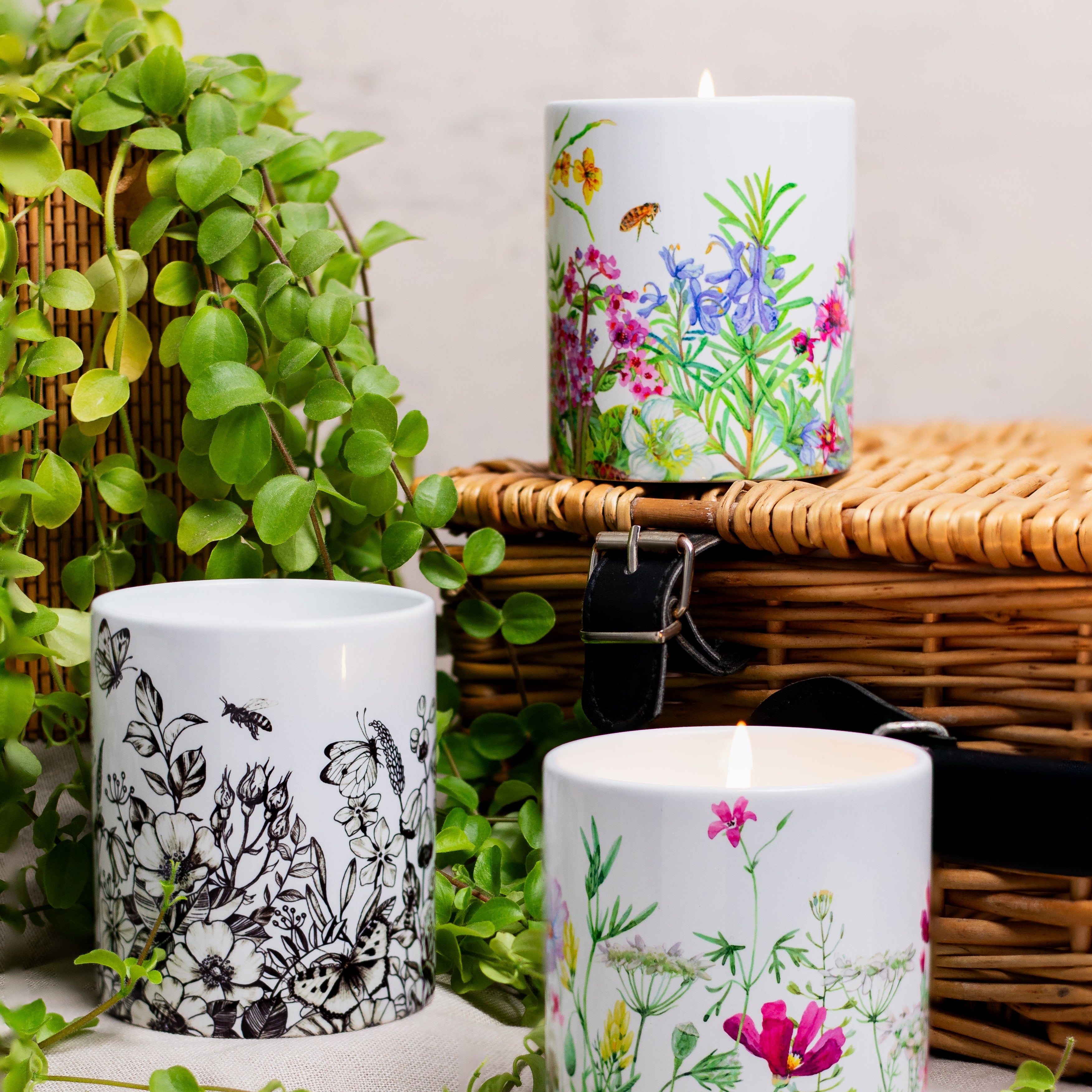 Floral design on ceramic scented candles