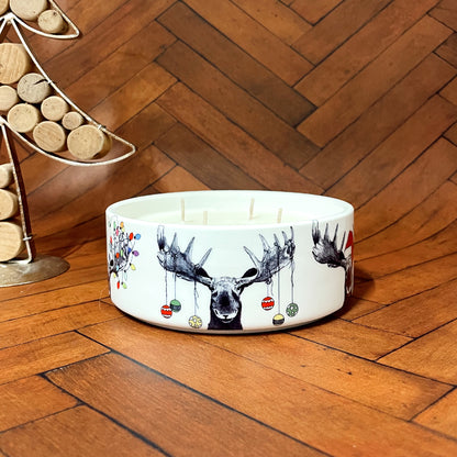 Festive Moose 400g Candle