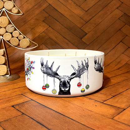 NEW! Festive Moose 800g Candle