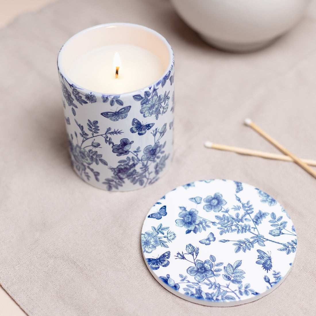 Pear 250g Scented Candle — The Meadow Collection