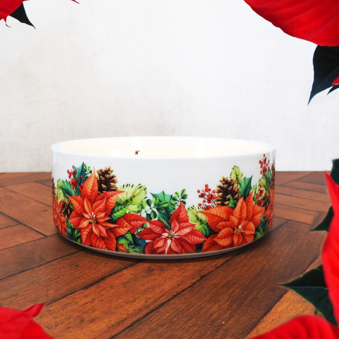 Poinsettias 400g Candle