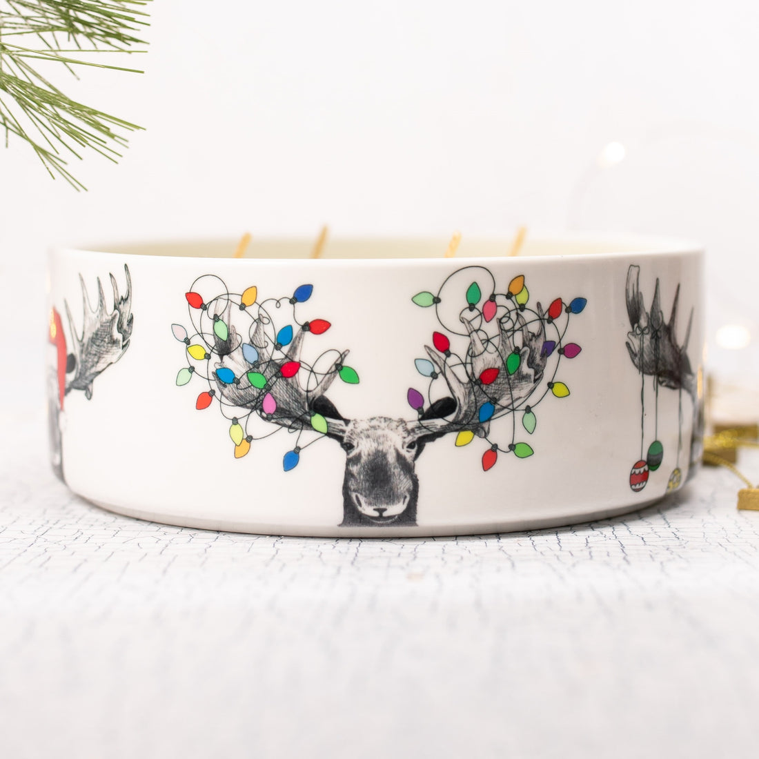 Festive Moose 400g Candle