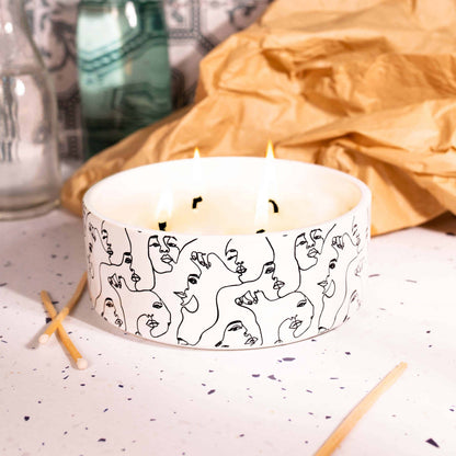 Meninas Candle